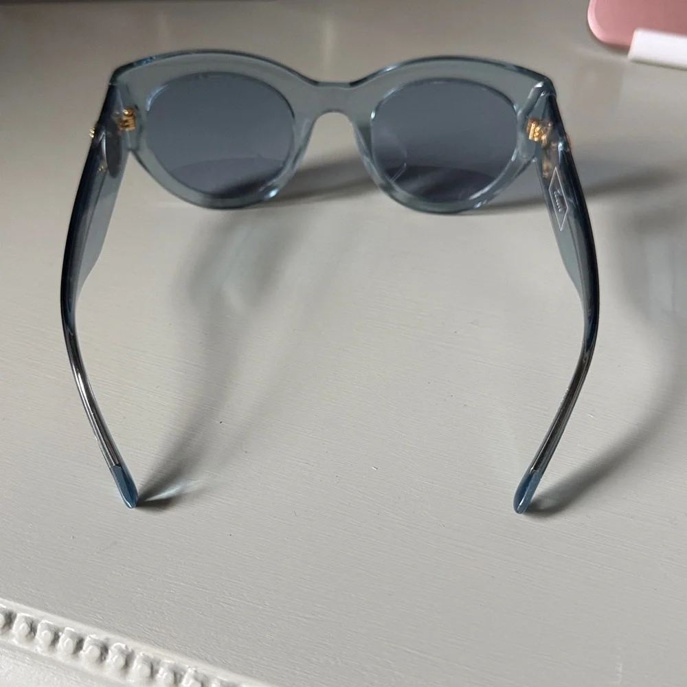 Versace sunglasses bought in England - Picture 4 of 4